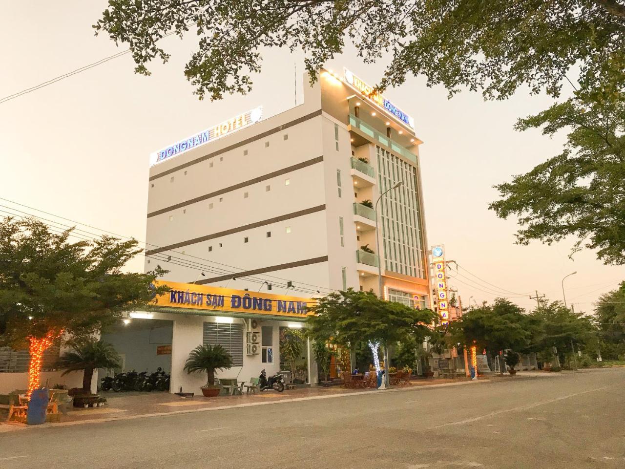 Dong Nam Hotel Phan Rang–Tháp Chàm Exterior photo